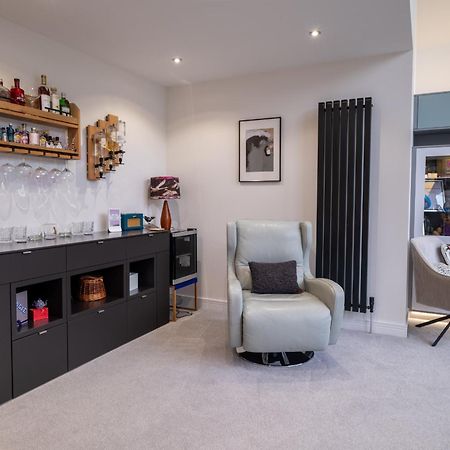 Villa Modern House With Hot Tub, Perfect Night Away! Huntly Esterno foto